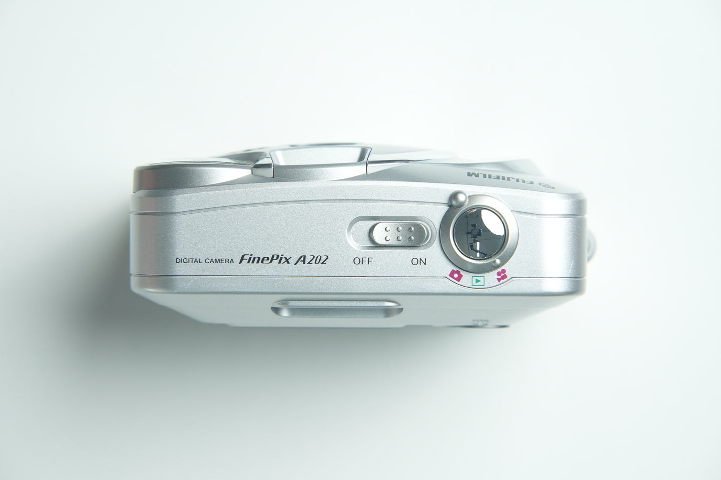 Fujifilm Finepix A202 Digital Camera - Metallic Silver