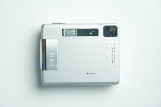 Minolta Dimage Xt Digital Camera - Silver