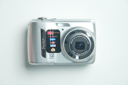 Kodak EasyShare C143 Digital Camera - Silver