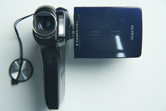 Sanyo Xacti CG6 Camcorder - Gloss Blue