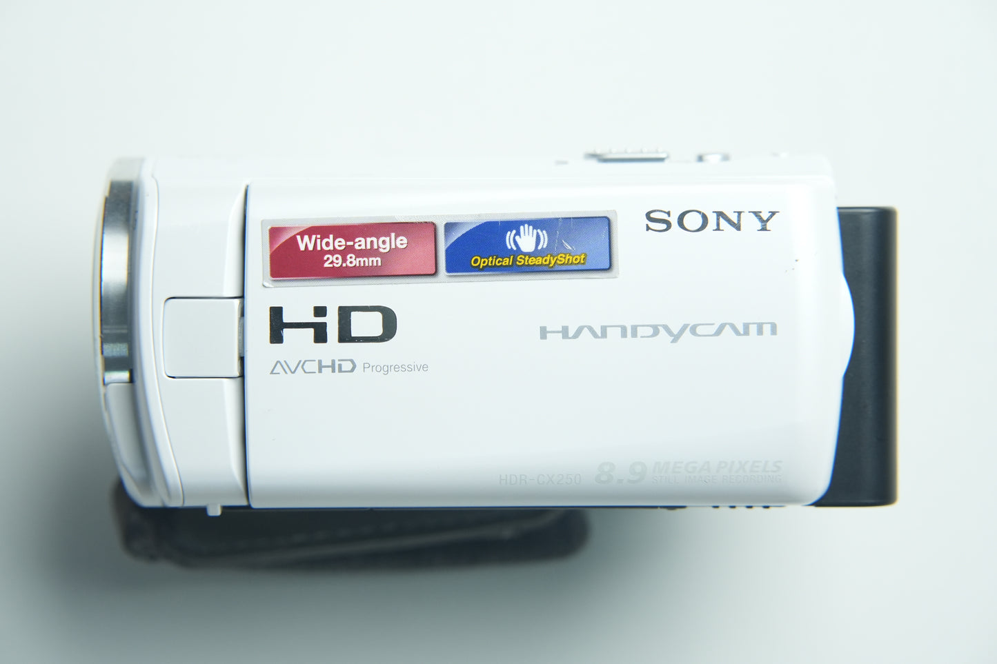 Sony HDR-CX250 Camcorder - Gloss White