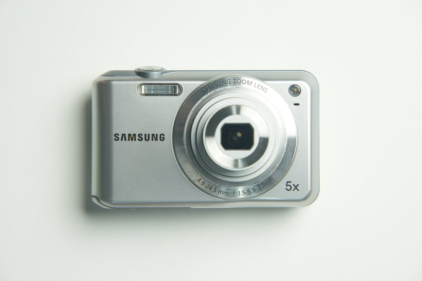 Samsung ES67 Digital Camera - Silver