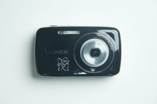 Lumix DMX-S3 Digital Camera - Gloss Black