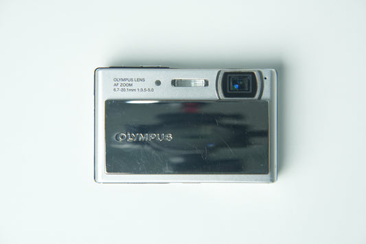 Olympus mju 1040 Digital Camera - Metallic Silver