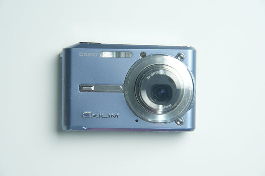 Casio Exilim EX-S500 Digital Camera - Metallic Blue