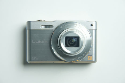 Lumix DMC-SZ8 Digital Camera - Metallic Silver