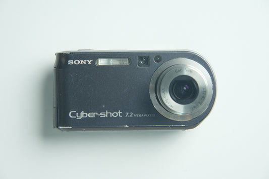 Sony CyberShot DSC P200 Digital Camera - Metallic Grey