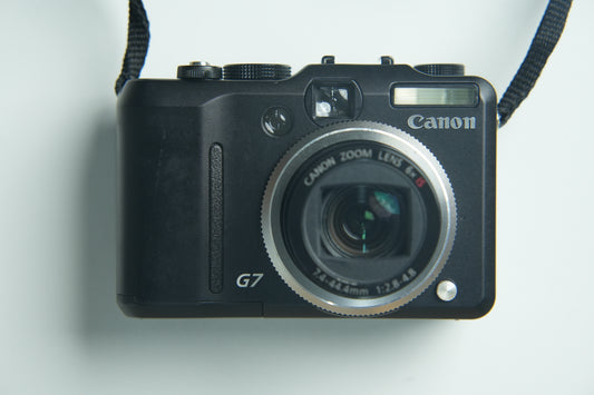 Canon PowerShot G7 Digital Camera - Black