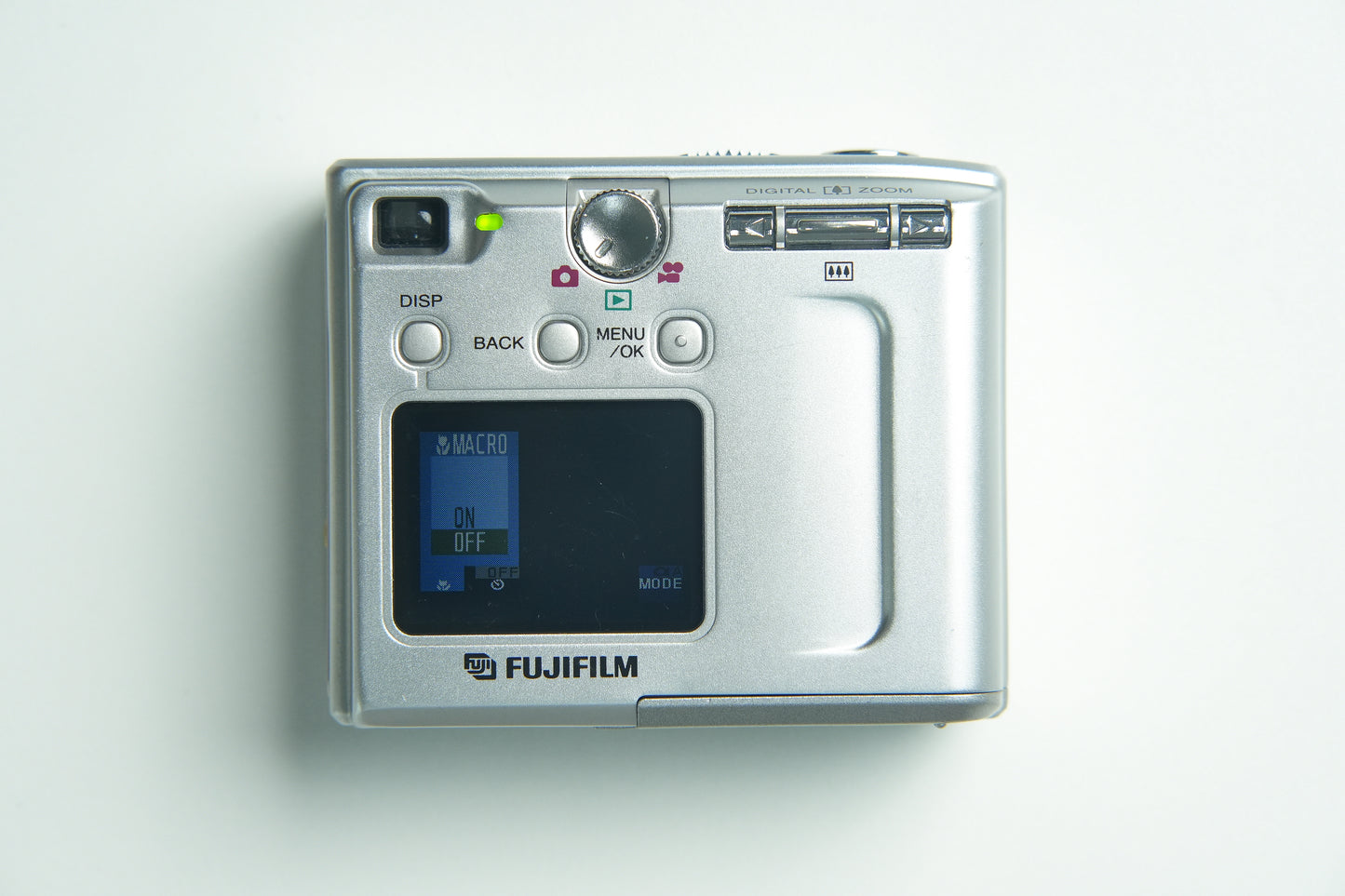 Fujifilm FinePix 40i Digital Camera - Silver